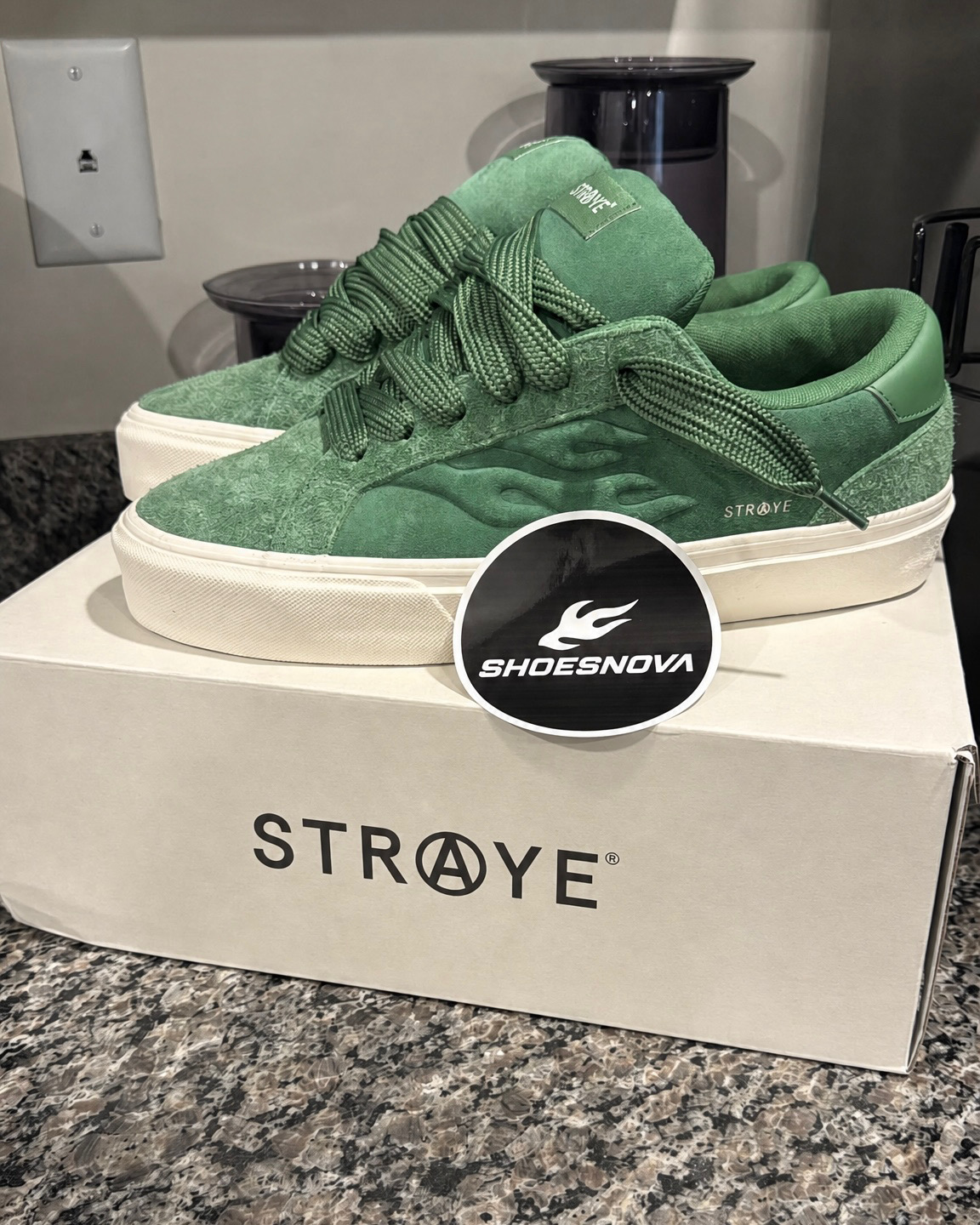 Reseña de Tomás Herrera — STRAYE LOGAN PUFF FOREST BEVEL